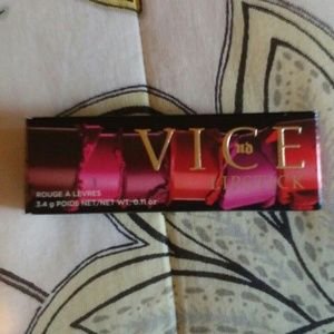 Urban Decay Vice Lipstick 69